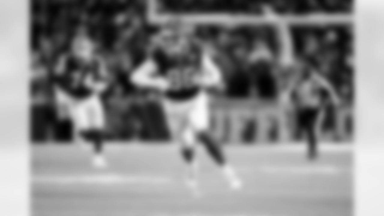 Buffalo Bills vs New York Jets, Regular Season, January 04, 2026 at Highmark Stadium.