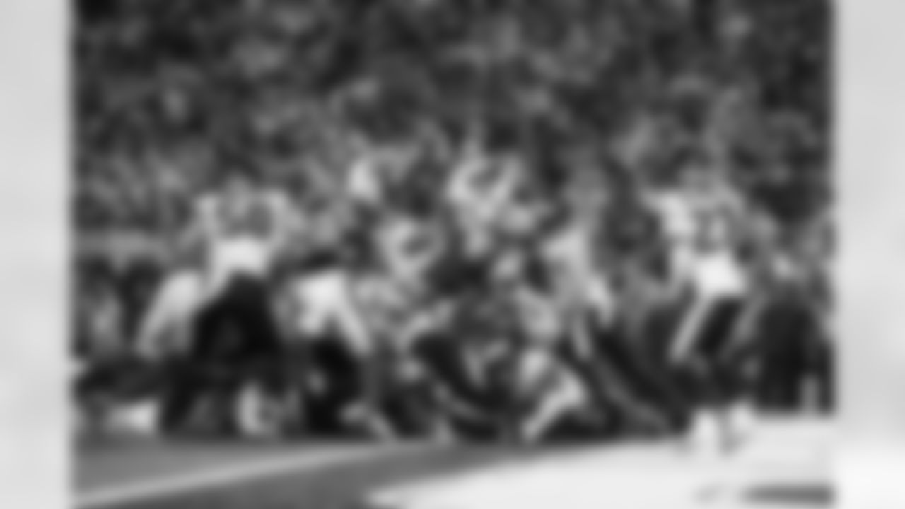 Buffalo Bills vs Philadelphia Eagles, Regular Season, December 28, 2025 at Highmark Stadium.