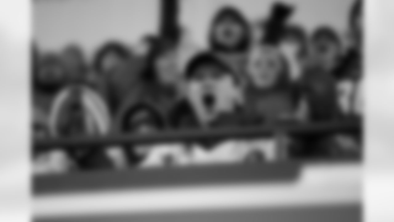 Buffalo Bills vs Philadelphia Eagles, Regular Season, December 28, 2025 at Highmark Stadium.