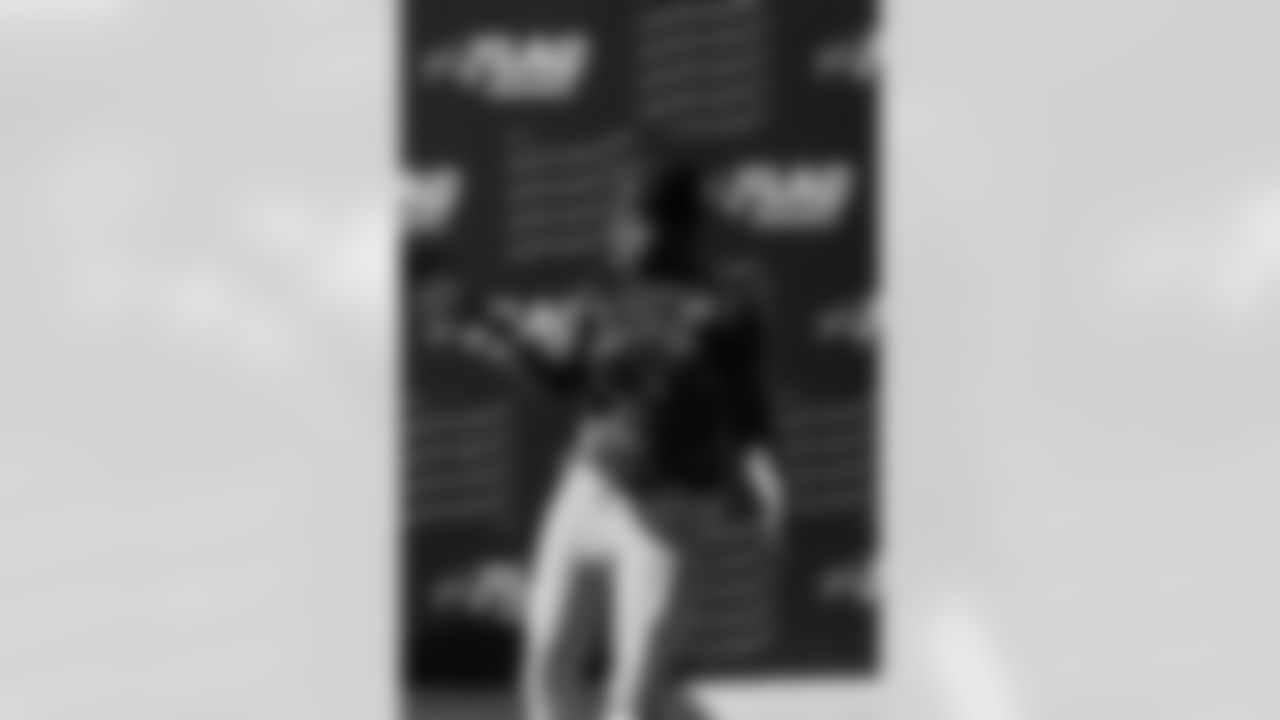 NFLFLAG_REG_BILLS_2025_MB_57