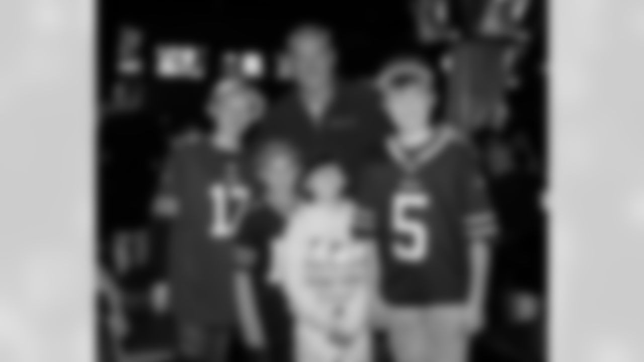 Bills v Chiefs Ontario Watch Party, November 02, 2025 at Real Sports Bar & Grill.