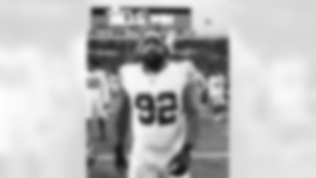 Buffalo Bills vs Tampa Bay Buccaneers, Regular Season, November 16, 2025 at Highmark Stadium.