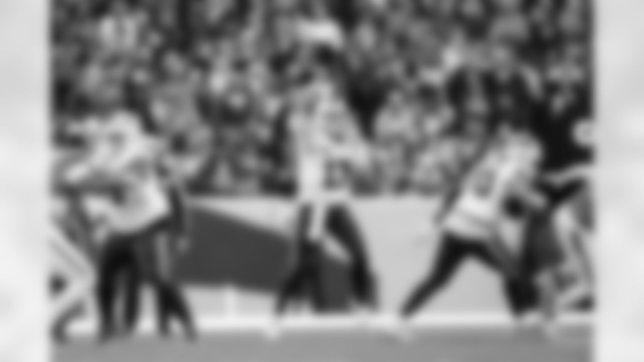 Buffalo Bills vs Denver Broncos, Divisional Game, January 17, 2026 at Empower Field at Mile High.