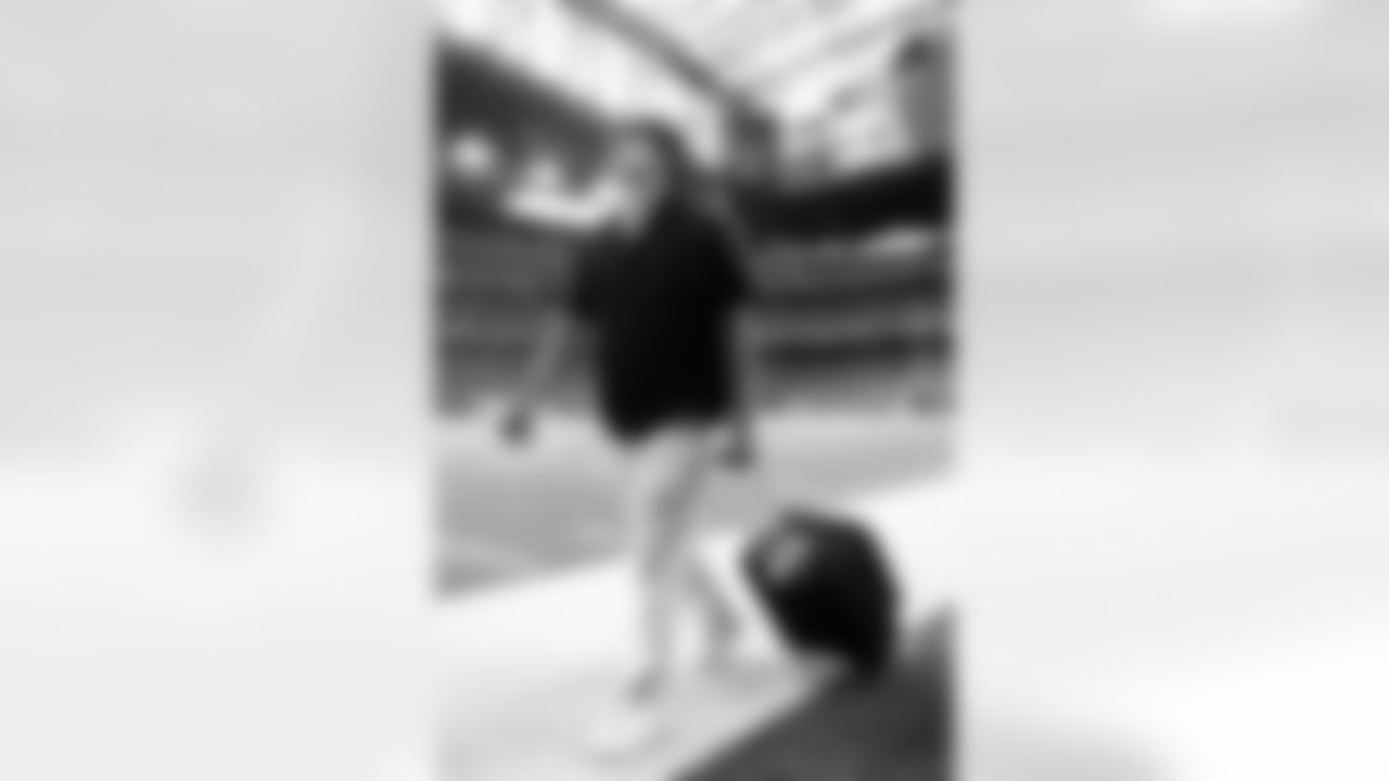 Houston Texans vs Buffalo Bills, Regular Season, November 20, 2025 at NRG Stadium.