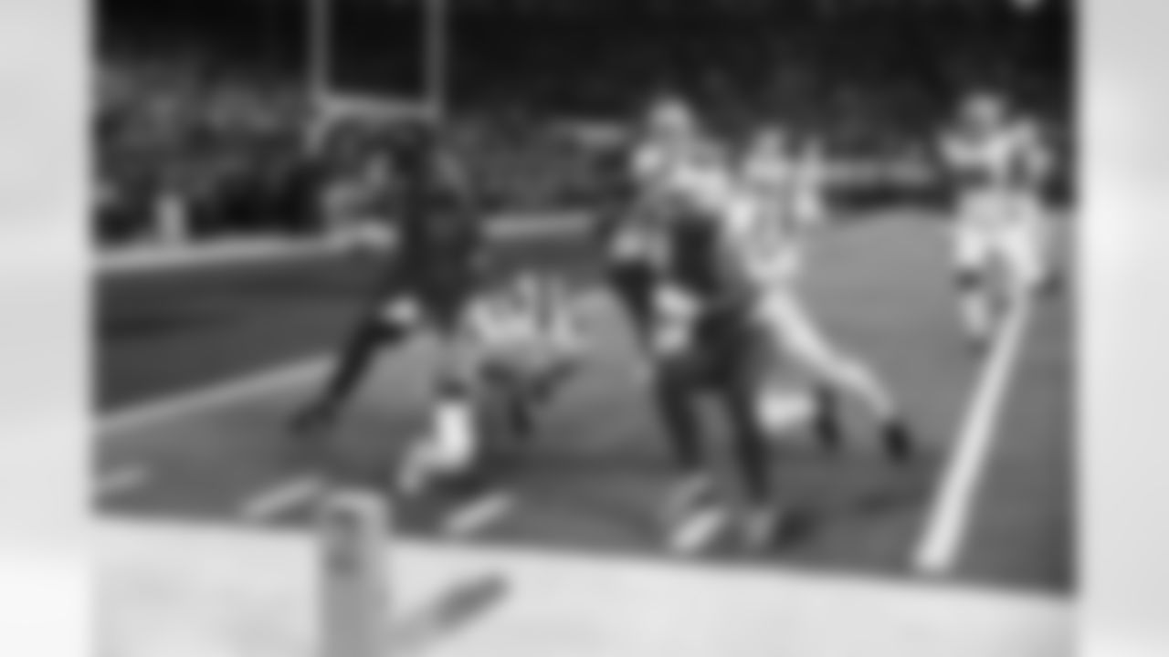 Houston Texans vs Buffalo Bills, Regular Season, November 20, 2025 at NRG Stadium.