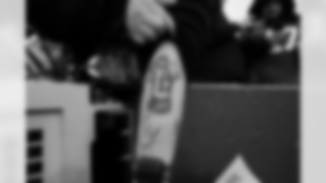 Buffalo Bills vs Cincinnati Bengals, Regular Season, December 07, 2025 at Highmark Stadium.