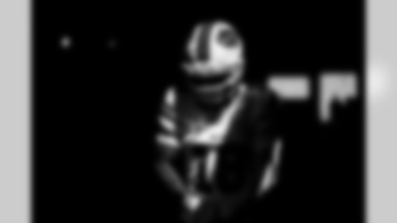New York Jets vs Buffalo Bills, Regular Season, September 14, 2025 at Metlife Stadium.