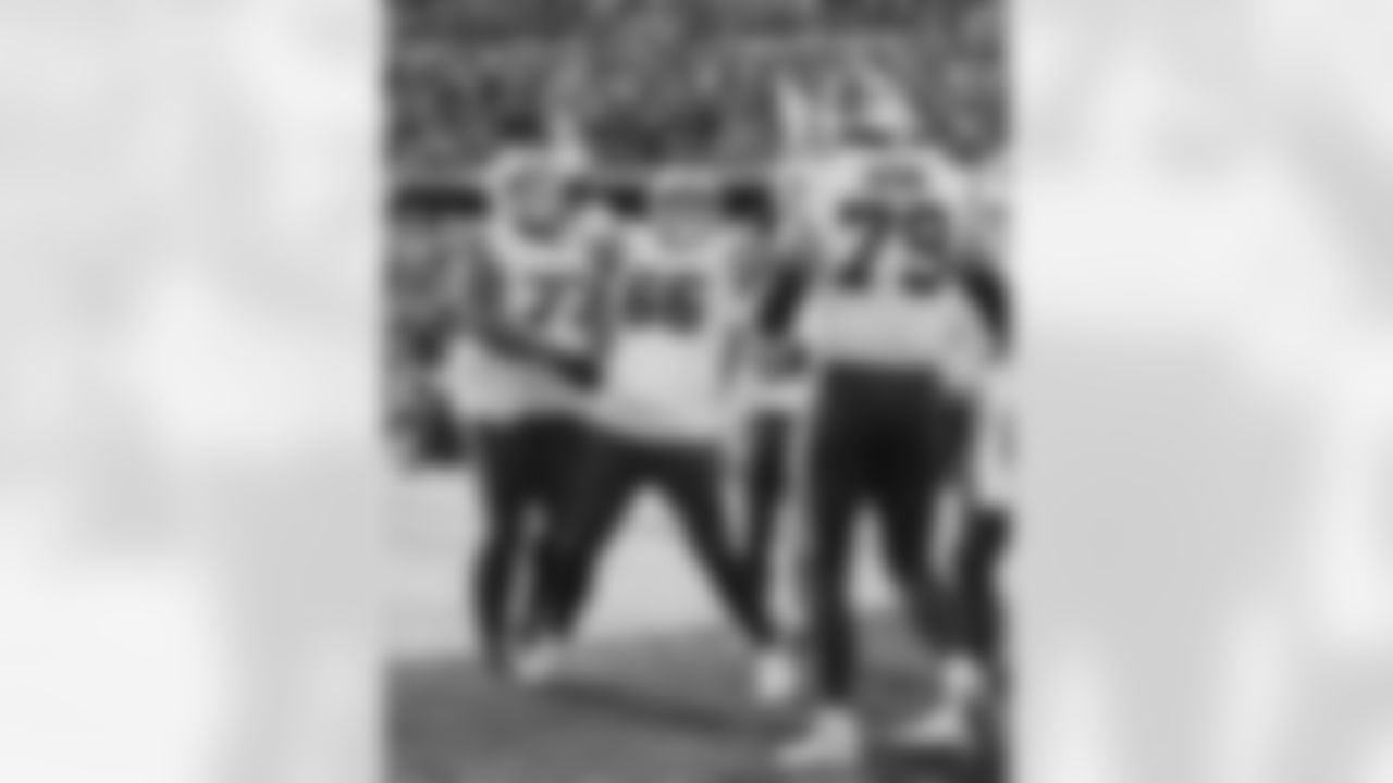 Connor McGovern (66). Buffalo Bills vs Jacksonville Jaguars, Wild Card Game, January 11, 2026 at EverBank Stadium.