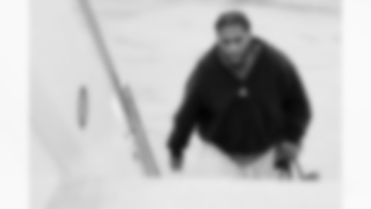 Cam Lewis (39). Buffalo Bills travel to Cleveland, December 20, 2025 at Buffalo Niagara International Airport.