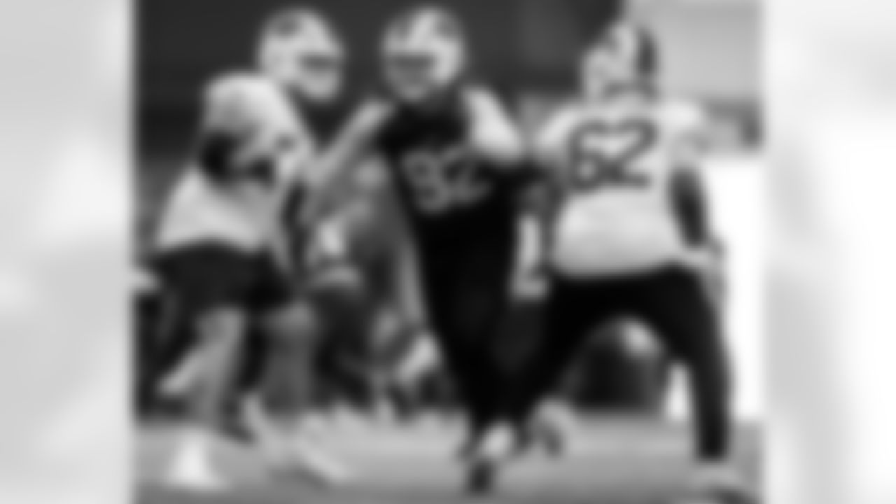 DaQuan Jones (92), Alec Anderson (70), Sedrick Van Pran-Granger (62). Buffalo Bills Wild Card Week Thursday Practice, January 08, 2026 at Buffalo Bills Training Center.