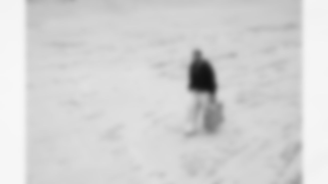 Cam Lewis (39). Buffalo Bills travel to Cleveland, December 20, 2025 at Buffalo Niagara International Airport.