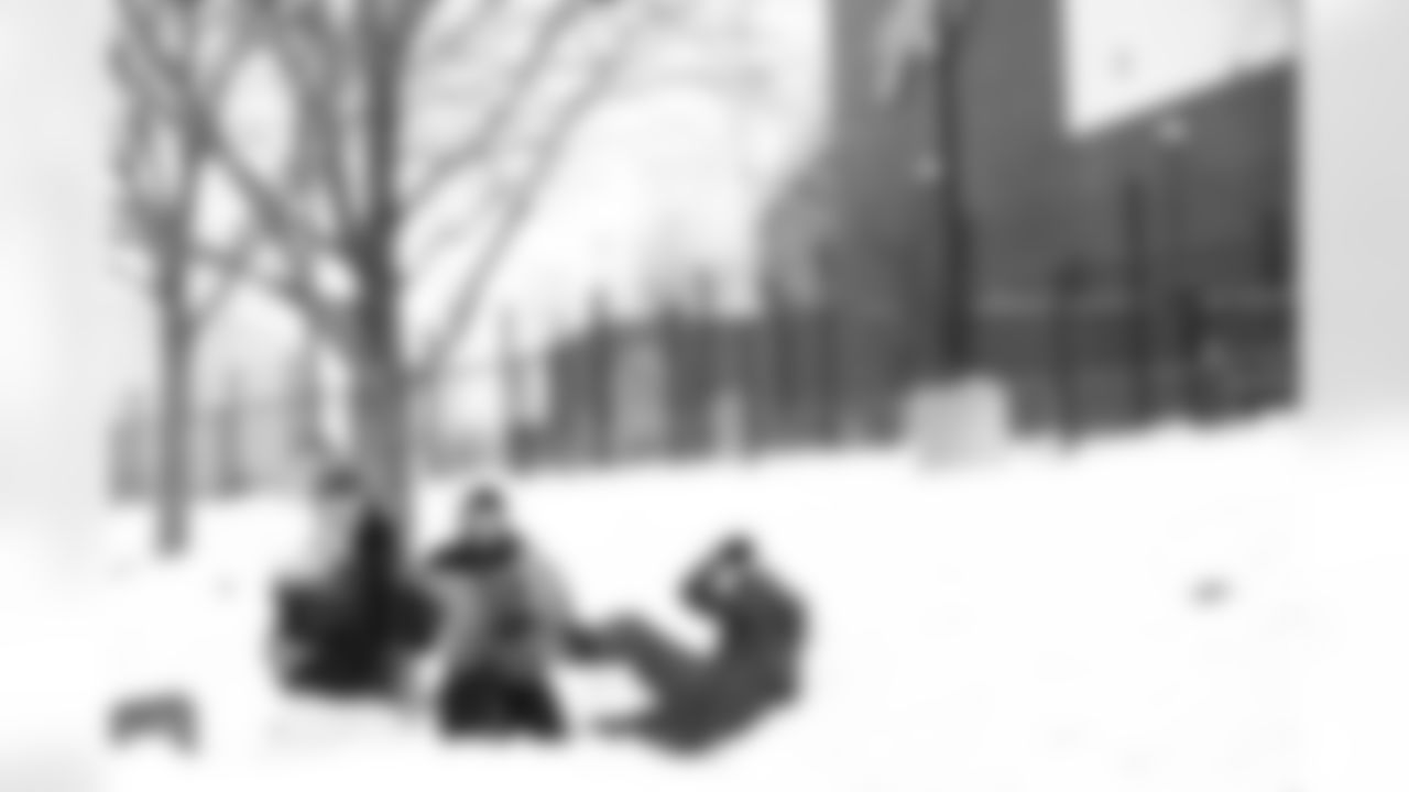 Buffalo Bills vs Cincinnati Bengals, Regular Season, December 07, 2025 at Highmark Stadium.