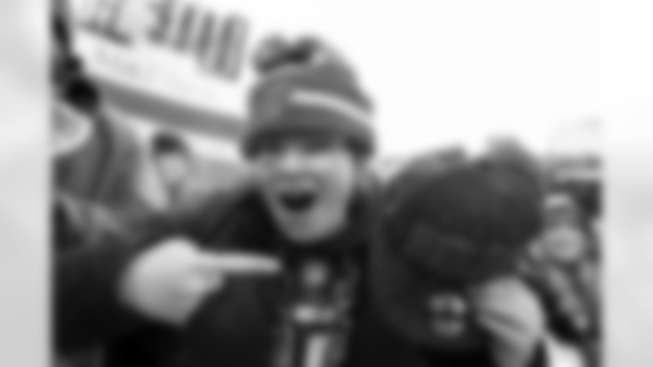 Buffalo Bills vs Cincinnati Bengals, Regular Season, December 07, 2025 at Highmark Stadium.