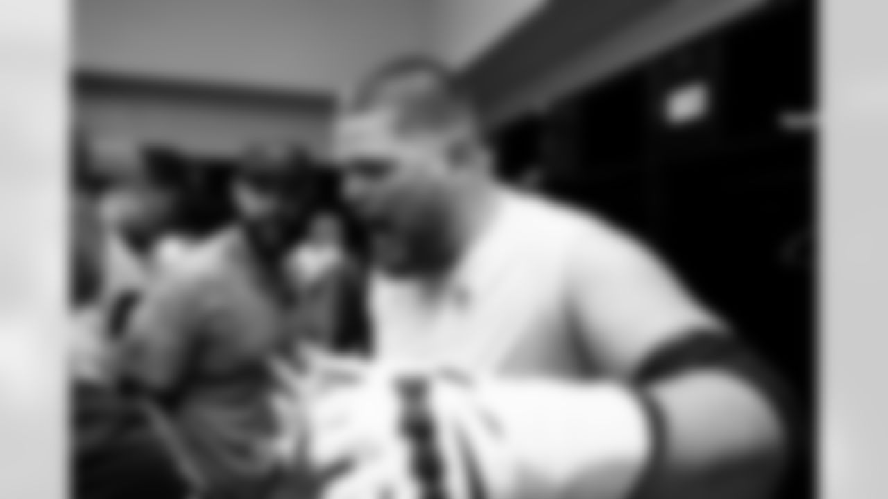 Buffalo Bills vs Jacksonville Jaguars, Wild Card Weekend, January 11, 2026 at EverBank Stadium.