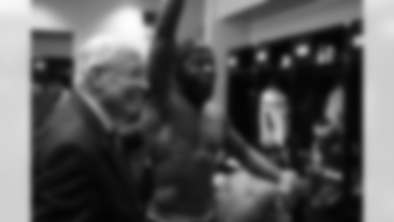 Buffalo Bills vs Jacksonville Jaguars, Wild Card Weekend, January 11, 2026 at EverBank Stadium.