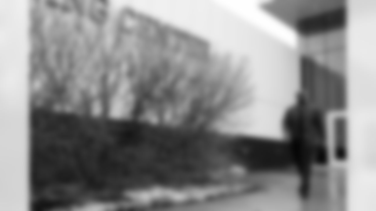 Buffalo Bills vs Philadelphia Eagles, Regular Season, December 28, 2025 at Highmark Stadium.