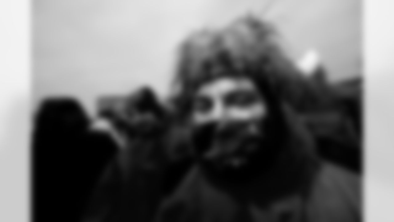 Buffalo Bills vs Philadelphia Eagles, Regular Season, December 28, 2025 at Highmark Stadium.