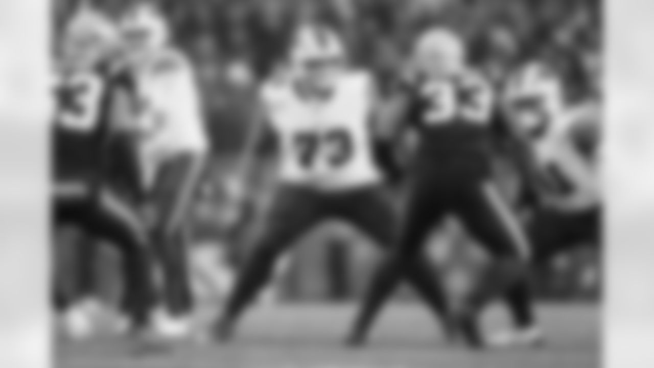 New England Patriots vs Buffalo Bills, Regular Season, December 14, 2025 at Gillette Stadium.