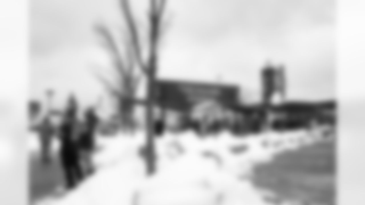 Buffalo Bills vs New York Jets, Regular Season, January 04, 2026 at Highmark Stadium.