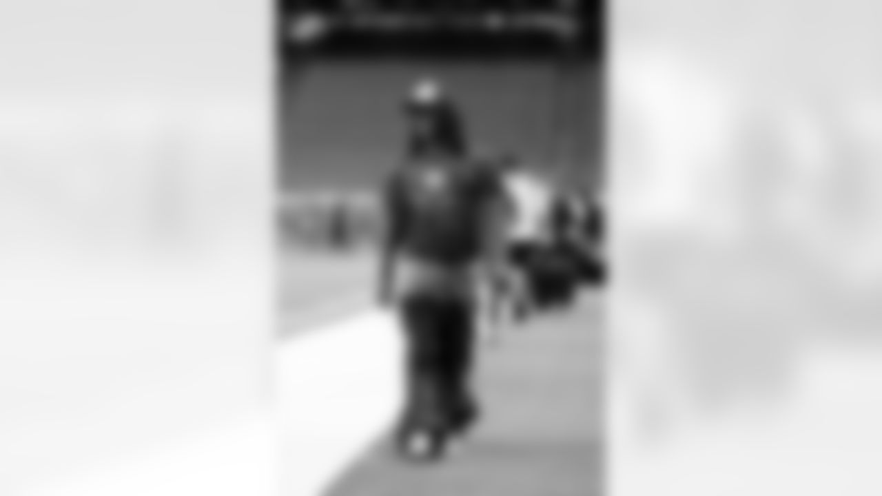 Houston Texans vs Buffalo Bills, Regular Season, November 20, 2025 at NRG Stadium.