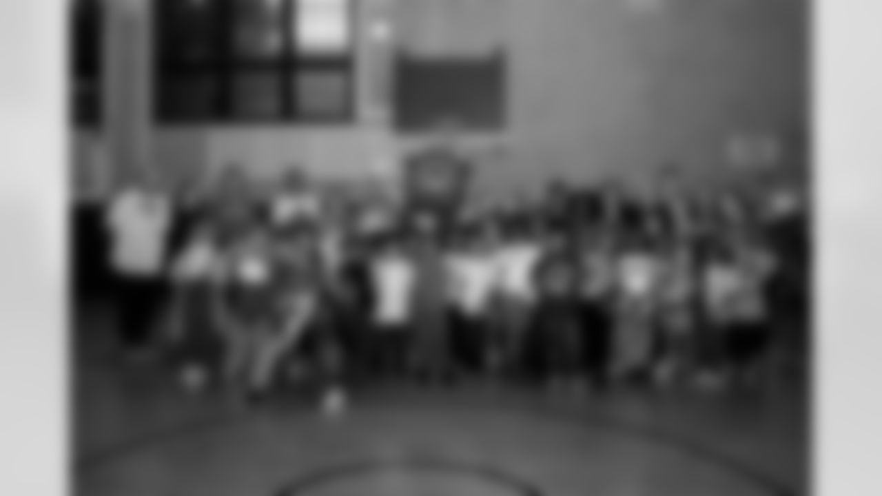 Huddle for Hunger Community Visit, October 16, 2025 at Arthur O. Eve, Buffalo Public School #61.