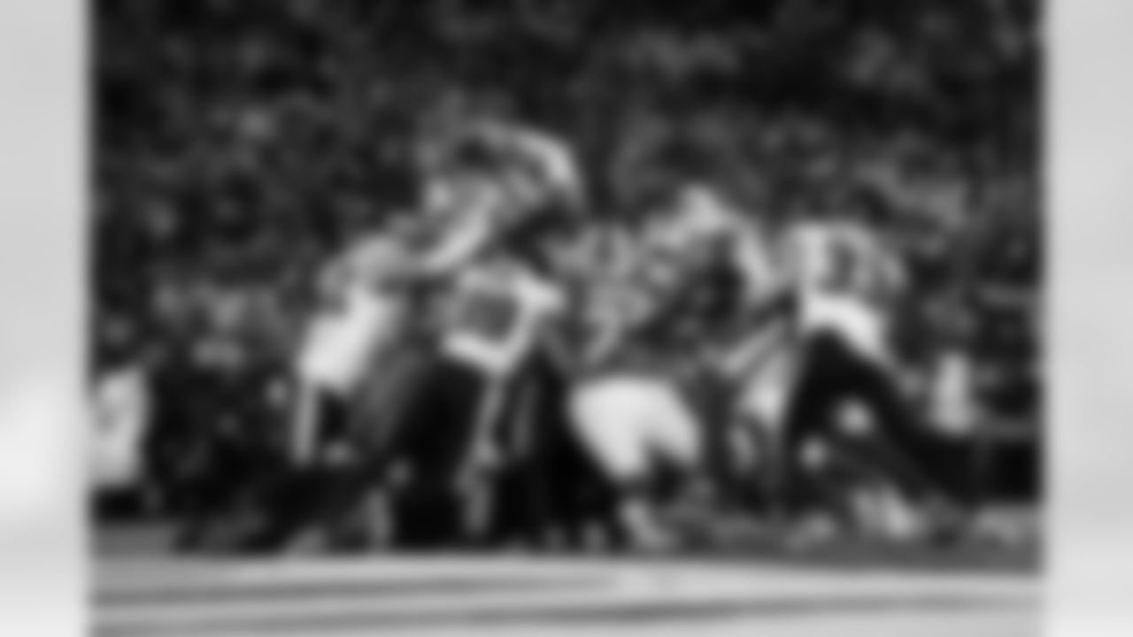 Buffalo Bills vs Philadelphia Eagles, Regular Season, December 28, 2025 at Highmark Stadium.