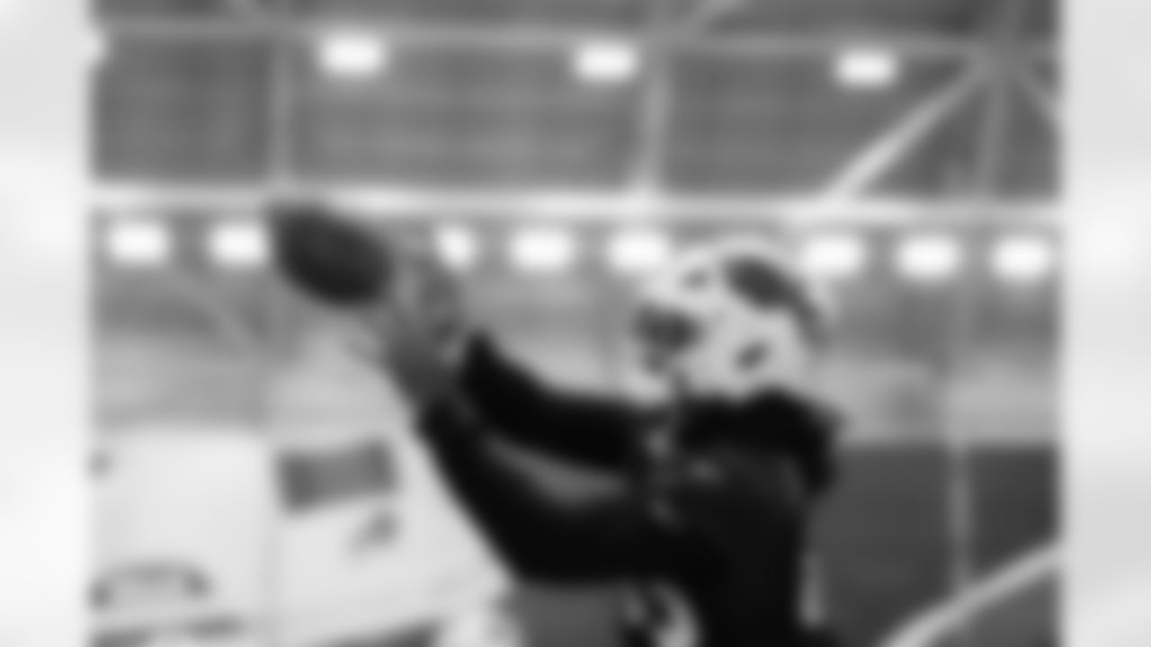 Shaq Thompson. Buffalo Bills Week 15 Practice, December 11, 2025 at Buffalo Bills Training Center.