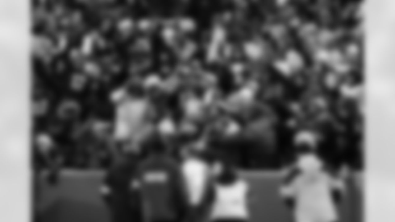 Buffalo Bills vs Cincinnati Bengals, Regular Season, December 07, 2025 at Highmark Stadium.