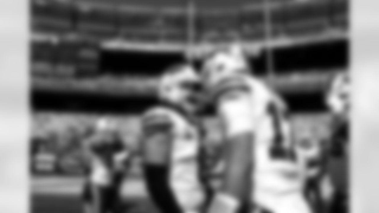 New York Jets vs Buffalo Bills, Regular Season, September 14, 2025 at Metlife Stadium.