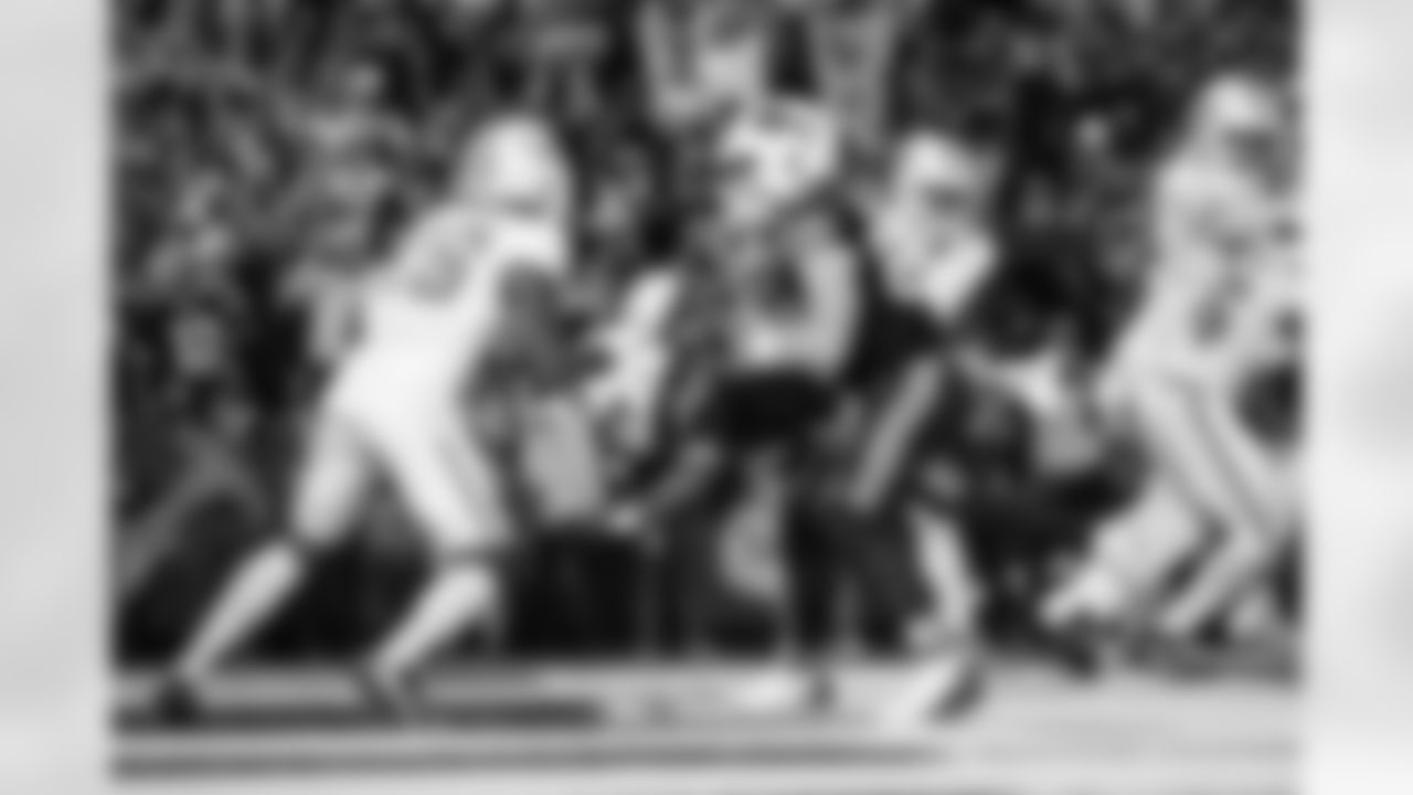 Buffalo Bills vs Miami Dolphins, Regular Season, September 18, 2025 at Highmark Stadium.