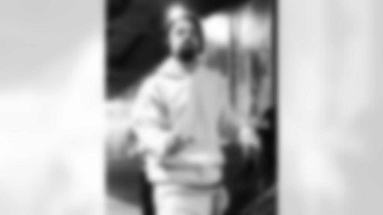 New England Patriots vs Buffalo Bills, Regular Season, December 14, 2025 at Gillette Stadium.