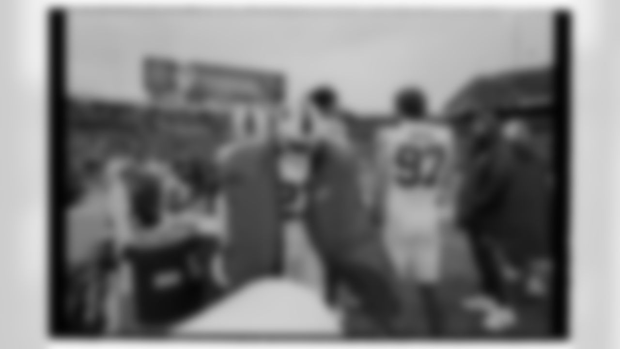 Buffalo Bills vs Tampa Bay Buccaneers, Regular Season, November 17, 2025 at Highmark Stadium.