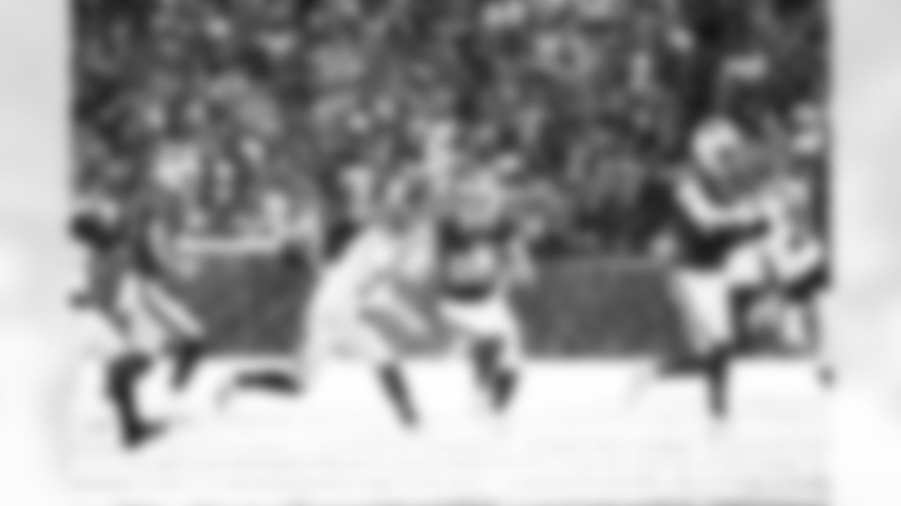 Buffalo Bills vs Cincinnati Bengals, Regular Season, December 07, 2025 at Highmark Stadium.