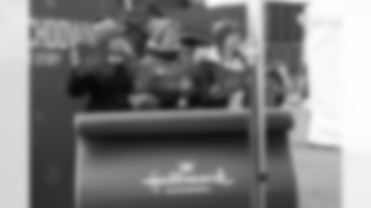 Buffalo Bills vs Tampa Bay Buccaneers, Regular Season, November 16, 2025 at Highmark Stadium.