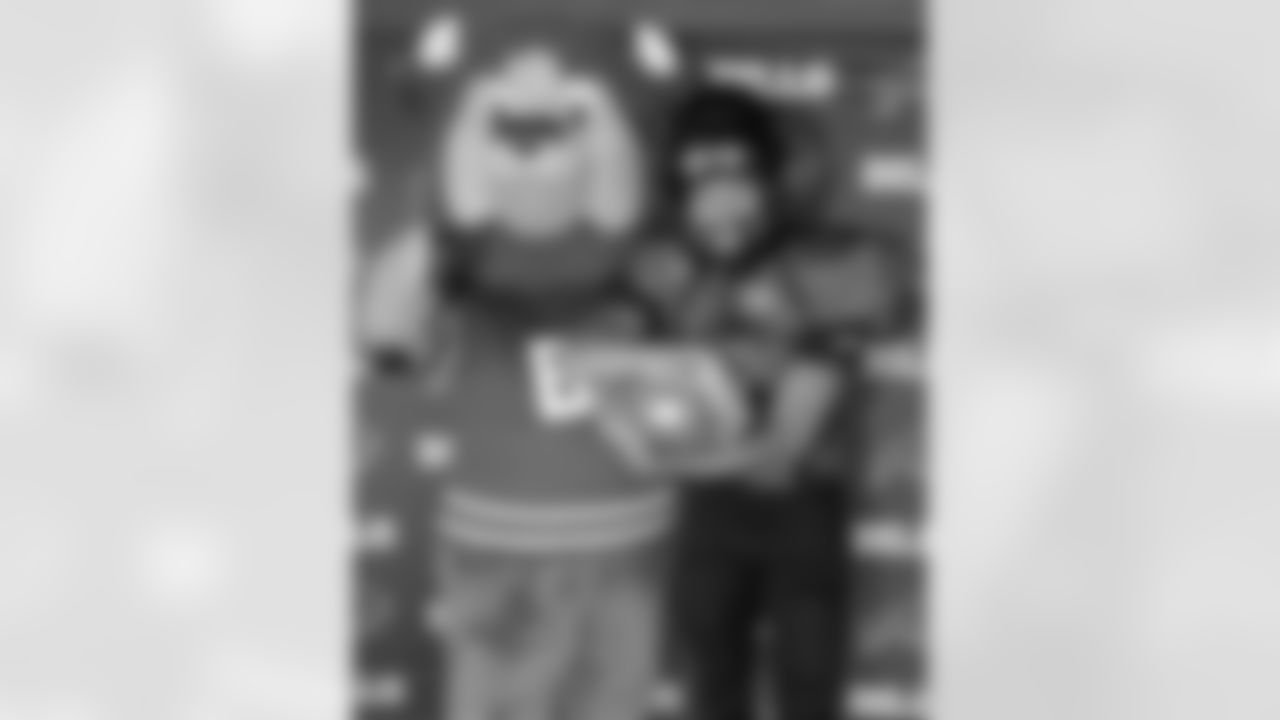 High School Football Metro Bowl Championship, November 19, 2025 at Varsity Stadium.