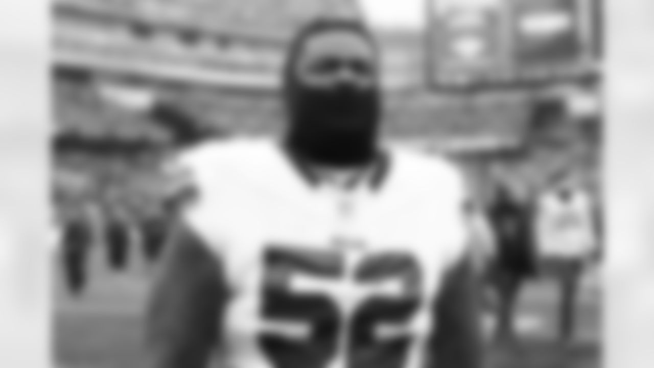 New England Patriots vs Buffalo Bills, Regular Season, December 14, 2025 at Gillette Stadium.