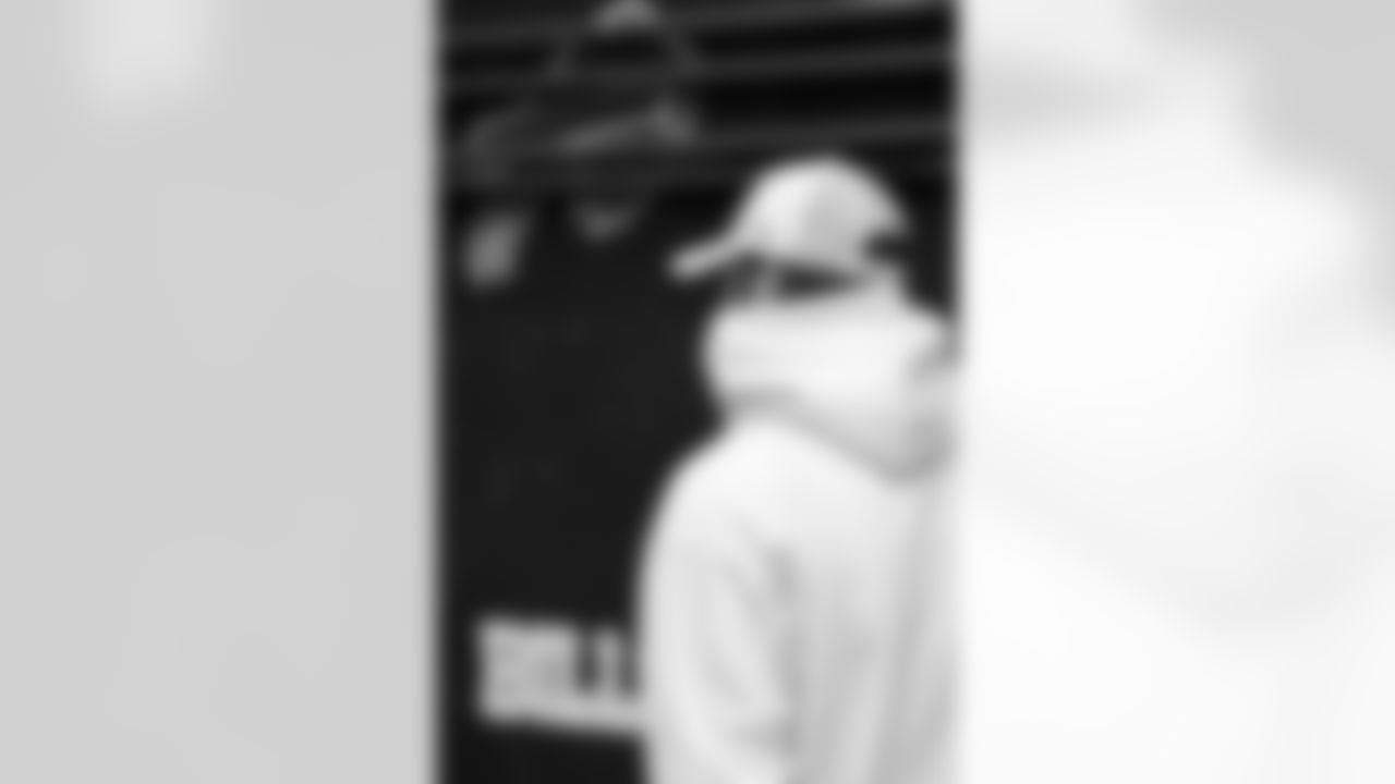 Buffalo Bills vs Cincinnati Bengals, Regular Season, December 07, 2025 at Highmark Stadium.