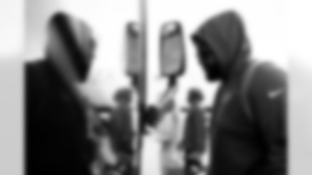 Jordan Phillips. Buffalo Bills travel to East Rutherford, September 13, 2025.