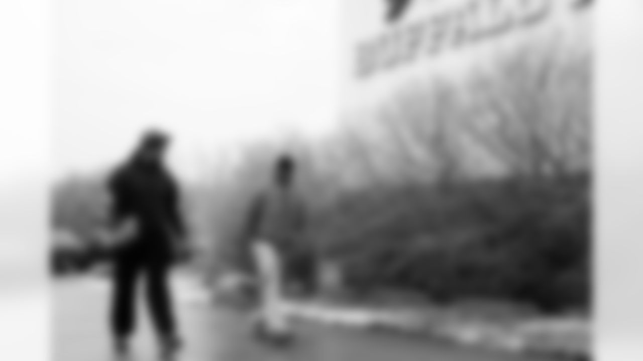 Buffalo Bills vs Philadelphia Eagles, Regular Season, December 28, 2025 at Highmark Stadium.