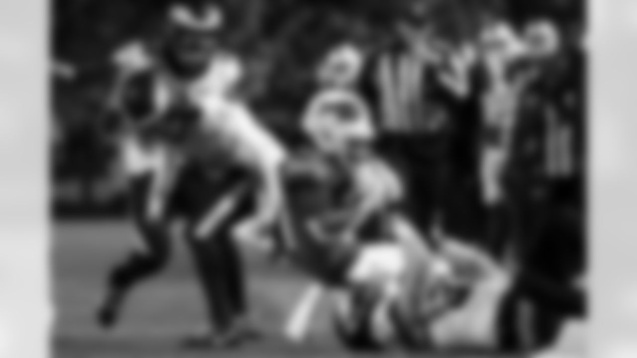 Buffalo Bills vs Philadelphia Eagles, Regular Season, December 28, 2025 at Highmark Stadium.