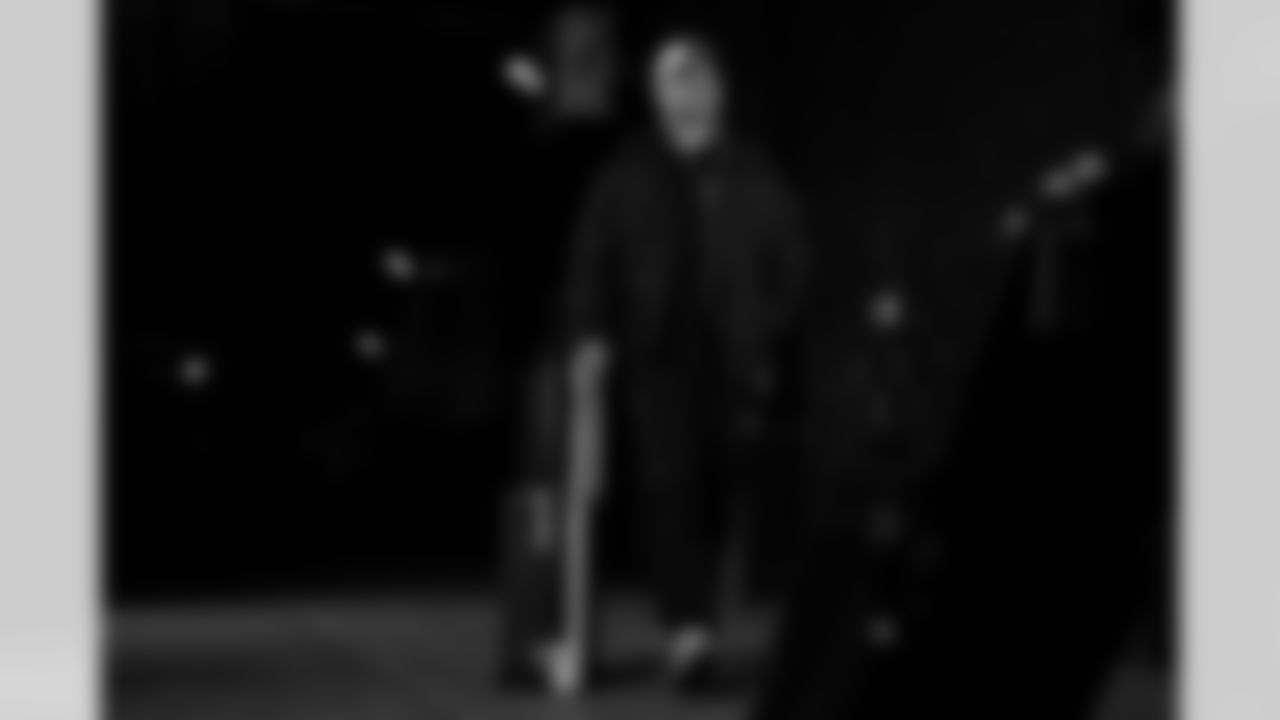 New England Patriots vs Buffalo Bills, Regular Season, December 14, 2025 at Gillette Stadium.