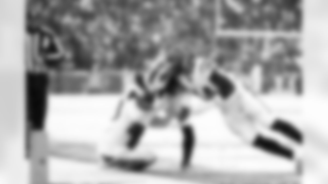 Buffalo Bills vs Cincinnati Bengals, Regular Season, December 07, 2025 at Highmark Stadium.