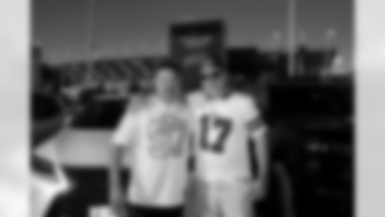Buffalo Bills vs New England Patriots, Regular Season, October 05, 2025 at Highmark Stadium.