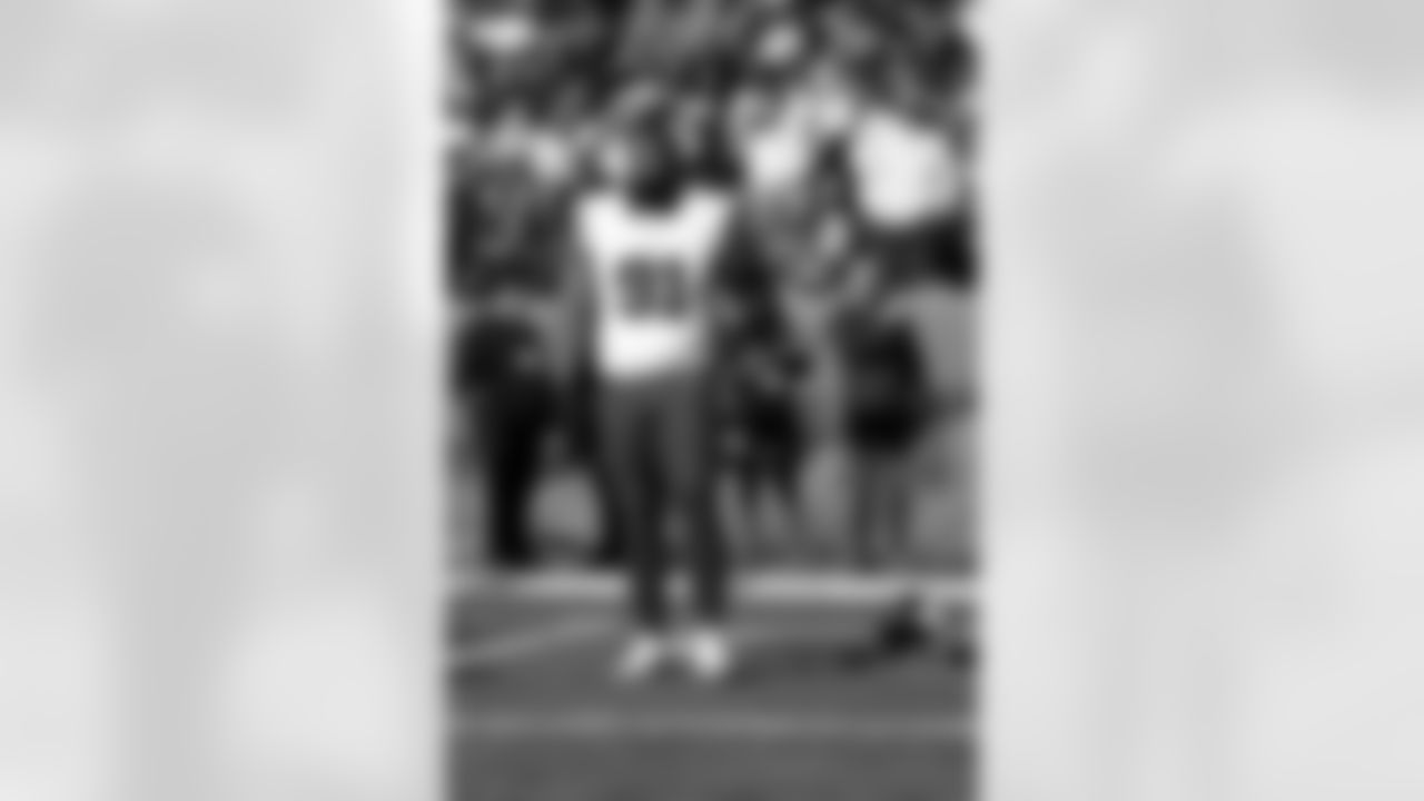 Buffalo Bills vs Denver Broncos, Divisional Game, January 17, 2026 at Empower Field at Mile High.