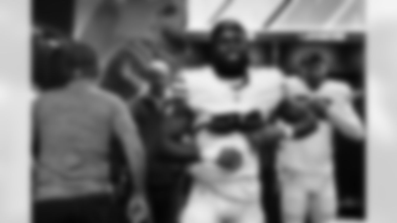 Buffalo Bills vs Tampa Bay Buccaneers, Regular Season, November 16, 2025 at Highmark Stadium.