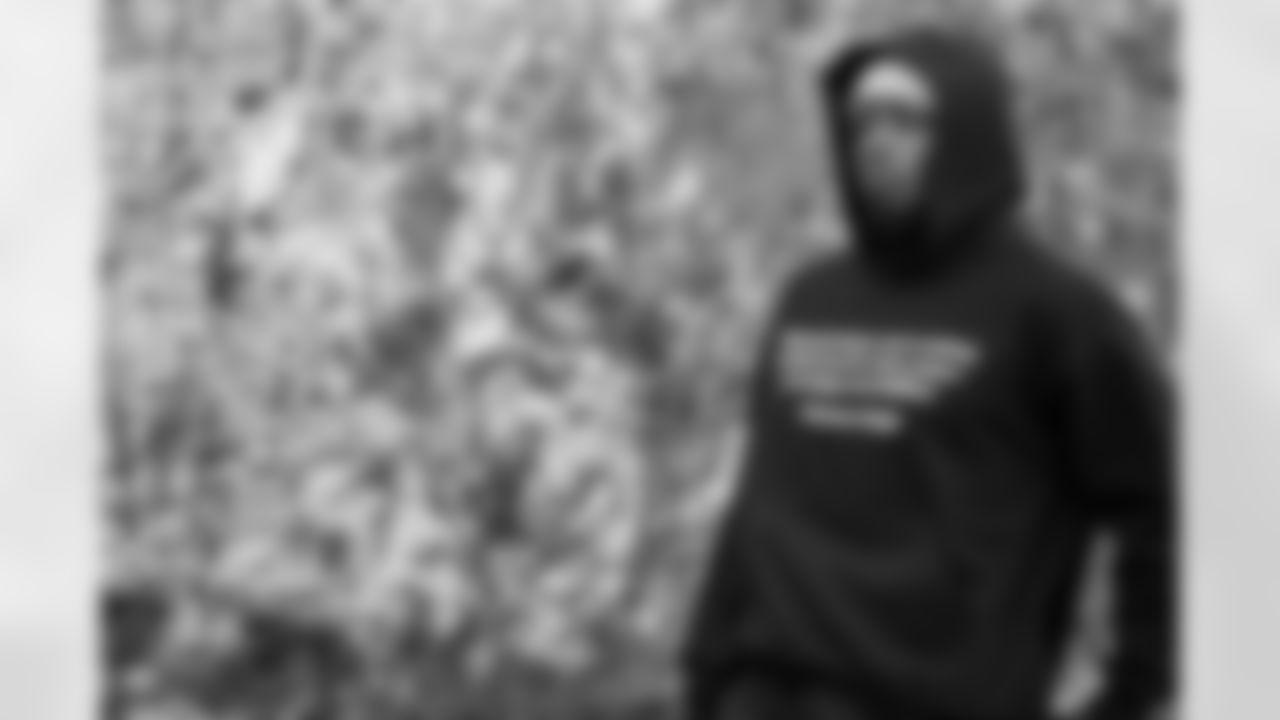 Buffalo Bills vs Tampa Bay Buccaneers, Regular Season, November 16, 2025 at Highmark Stadium.