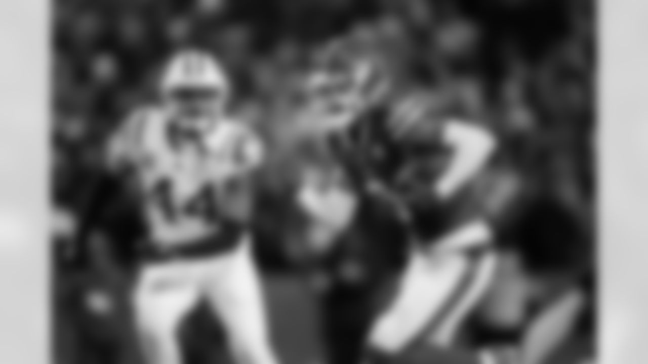 Buffalo Bills vs New York Jets, Regular Season, January 04, 2026 at Highmark Stadium.