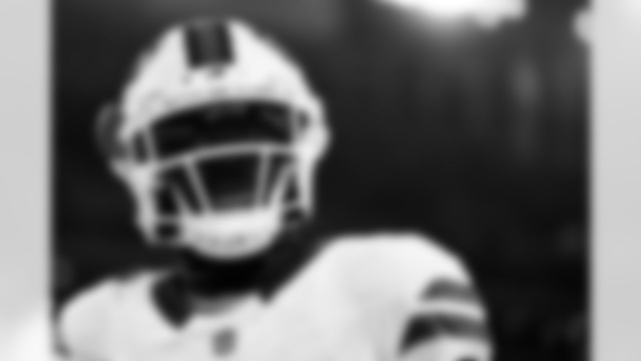 Houston Texans vs Buffalo Bills, Regular Season, November 20, 2025 at NRG Stadium.