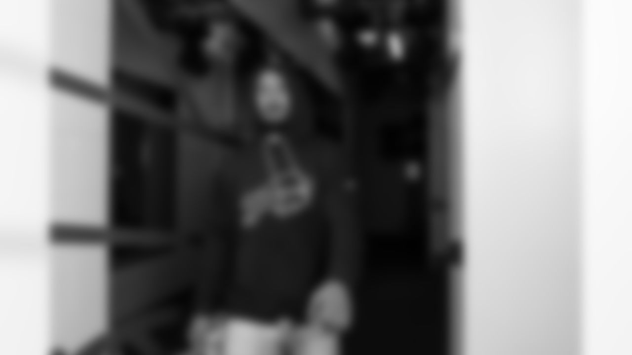 Buffalo Bills vs Tampa Bay Buccaneers, Regular Season, November 16, 2025 at Highmark Stadium.