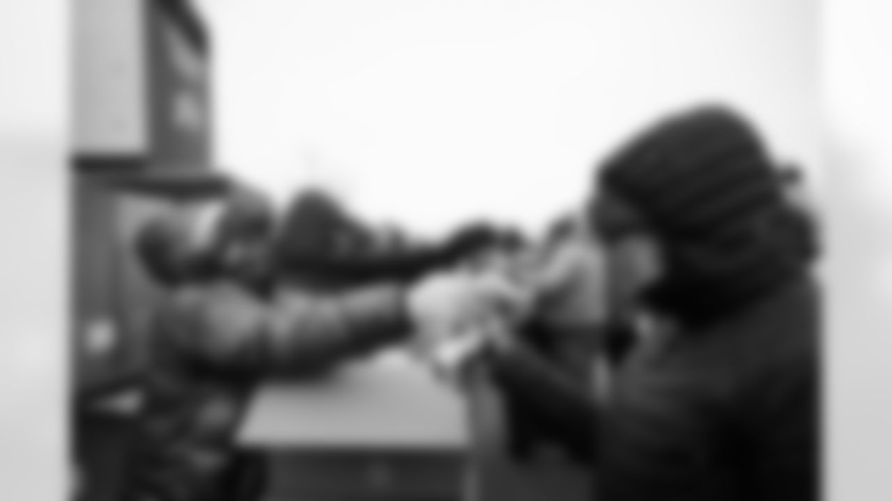 Buffalo Bills vs New York Jets, Regular Season, January 04, 2026 at Highmark Stadium.